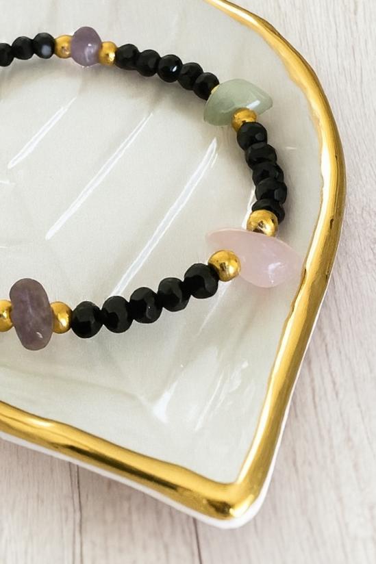 Black Faceted and Chip Bead Bracelet